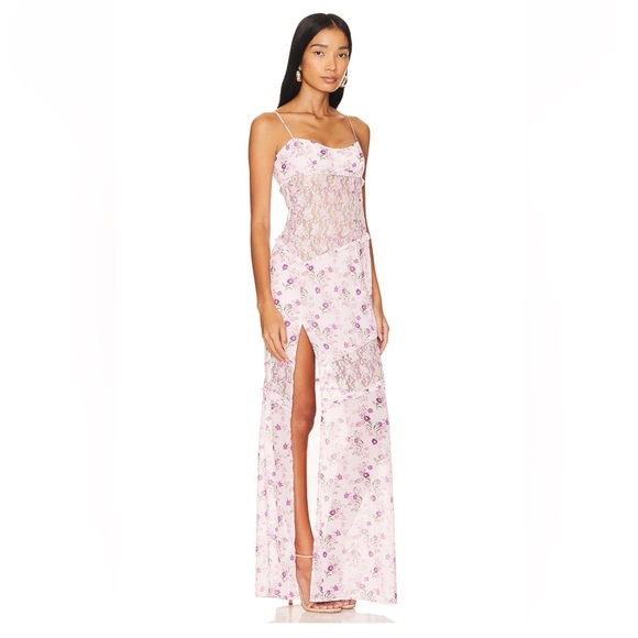 LOVER & FRIENDS KENZIE GOWN IN PINK FLORAL SMALL TAYLOR SWIFY LACE DRESS - Picture 2 of 12